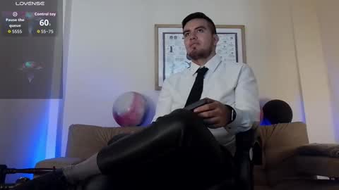 Bradley Colton Independ Model online show from October 6, 2:46 pm