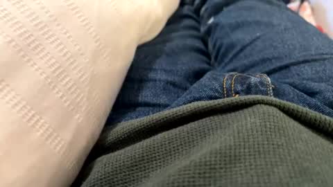 braduncutcock09 online show from September 20, 8:39 am