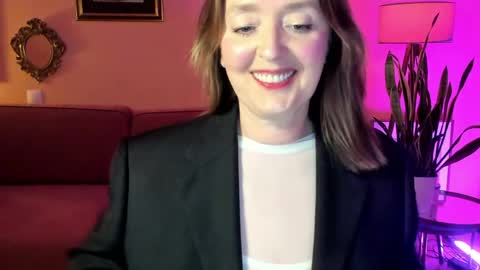 I see you X-twitter its braingirl online show from March 29, 6:09 pm