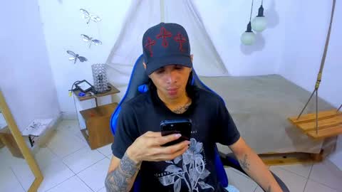 B R A N D online show from April 16, 1:49 am