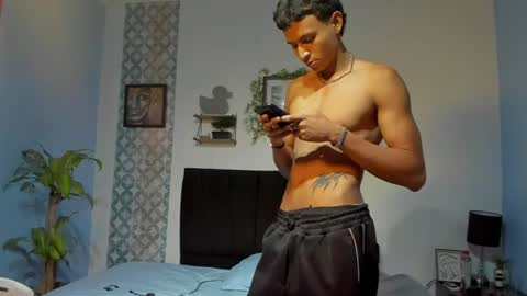 brandom_brook online show from July 10, 4:34 pm