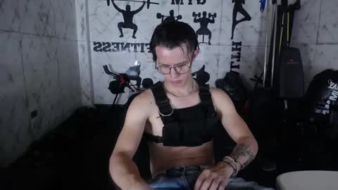 brandon_starkk online show from December 3, 7:58 pm
