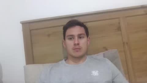 brazilboy2026 online show from April 5, 6:49 pm
