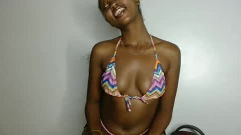 breelia online show from June 10, 6:01 am