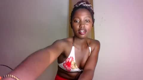 breelia online show from January 6, 7:45 pm