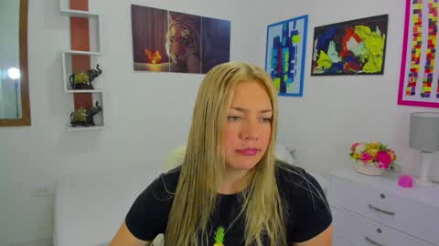 Brenda  online show from January 7, 12:09 pm