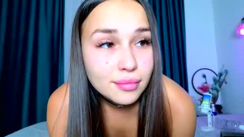 Brenda online show from October 10, 3:18 pm