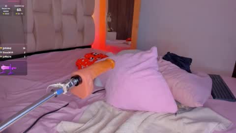 Snapshot of brenda_ruiz_ chatting on September 28, 2:26 pm Branda online show from September 28, 2:26 pm