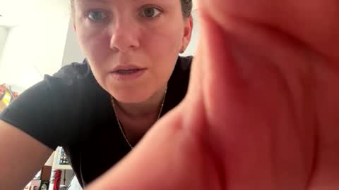 Brenda online show from May 14, 11:08 am