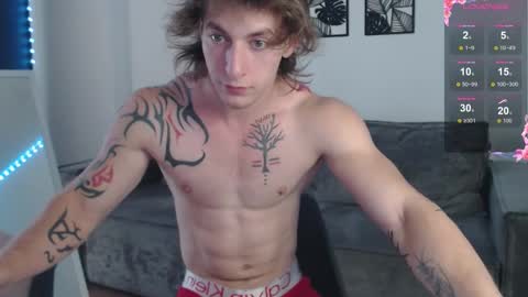 brendan__piks online show from September 14, 11:33 am