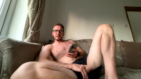 brettbigdee online show from July 16, 8:01 pm
