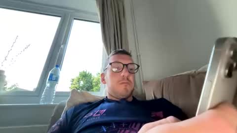 brettbigdee online show from May 22, 7:53 pm
