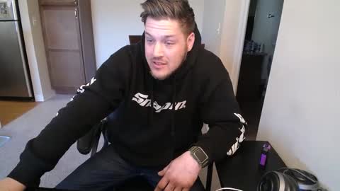 Snapshot of brettbwc89 chatting on March 2, 6:19 pm brettbwc89 online show from March 2, 6:19 pm