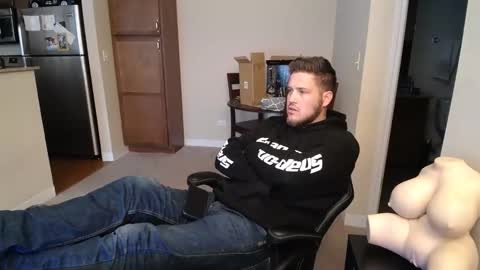 Snapshot of brettbwc89 chatting on January 11, 6:01 pm brettbwc89 online show from January 11, 6:01 pm