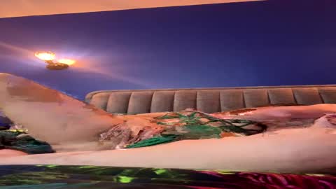 brettk13 online show from April 15, 1:42 am