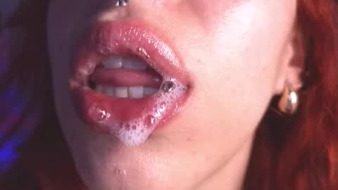 Bri  online show from November 21, 10:30 pm