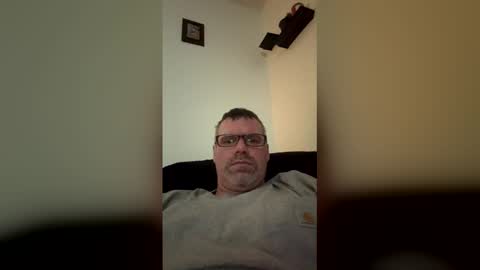 brian38431 online show from December 23, 10:32 am