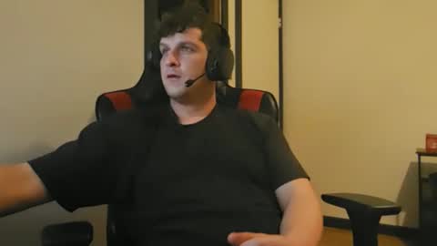 brian7891012 online show from February 20, 6:43 pm