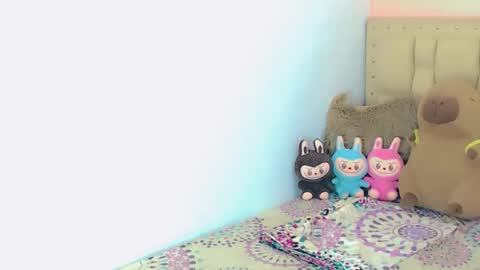 BRIANA online show from November 18, 4:37 am