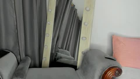 briannawhite10 online show from November 25, 4:11 am