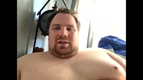 bridgeedude28 online show from April 16, 11:32 am