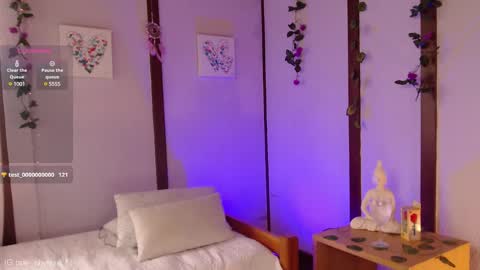 Snapshot of brie_cheese1 chatting on March 5, 5:29 pm Brie Ill be away November 2829 and 30. See u on Sunday for more fun online show from March 5, 5:29 pm