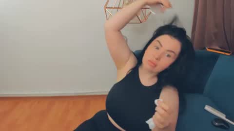 brilliantegirl_ online show from July 7, 6:47 am