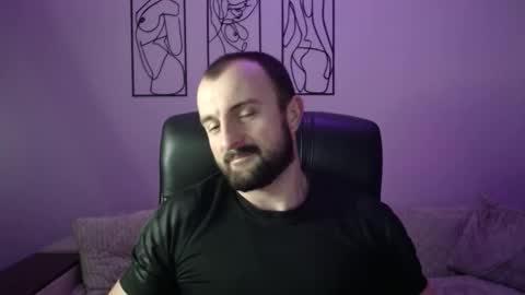 brindlefly69 online show from November 20, 12:15 pm