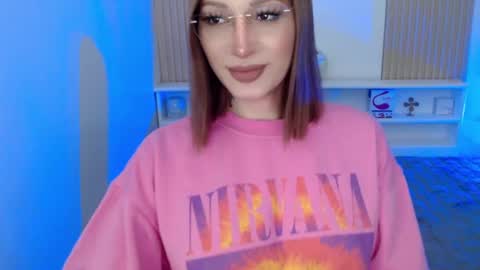 brinna online show from December 17, 4:01 am