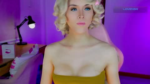 brionatop online show from September 28, 11:25 pm