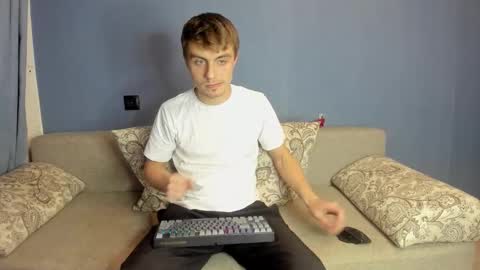 bristlebback online show from September 9, 5:02 pm