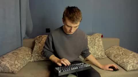 bristlebback online show from January 10, 5:18 pm