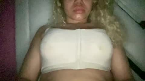 brithneysquirt online show from November 7, 2:14 am