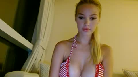 SKINNY HOT BLONDE BRITISH NEWBIE 3 online show from November 16, 5:59 pm