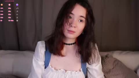 Lina online show from January 7, 1:05 pm