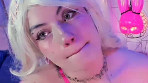     online show from April 21, 2:35 pm