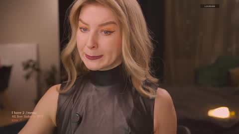 Anna online show from January 4, 3:07 pm