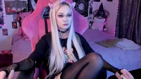 Martha online show from November 12, 1:13 pm