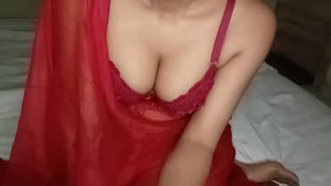 Chocolate couple online show from March 29, 10:06 am