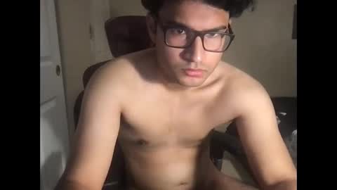 brownboy7981 online show from March 4, 4:09 am