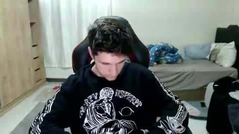 brownhaiir online show from December 3, 12:02 pm