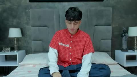 Bruce Hans online show from May 17, 11:52 am
