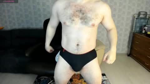 Bruce Wayne94 online show from June 3, 7:52 pm