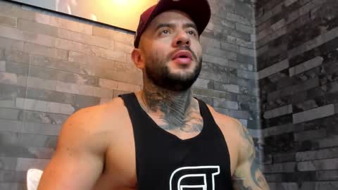 brucedallas online show from January 17, 3:16 am