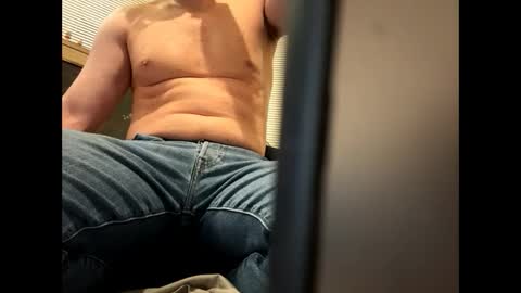 brucelogan80 online show from March 24, 12:05 am