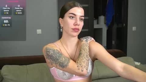 Alice online show from February 5, 10:57 pm