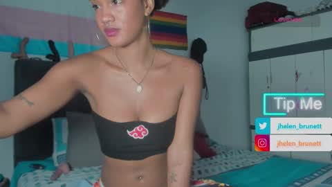 brunettjhelen online show from November 24, 4:27 pm