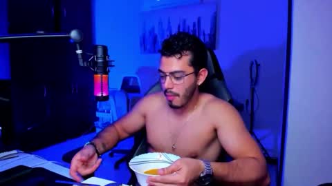 Bruno online show from November 16, 12:34 am