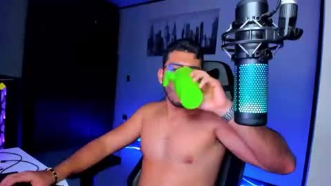 Bruno online show from December 20, 2:26 pm