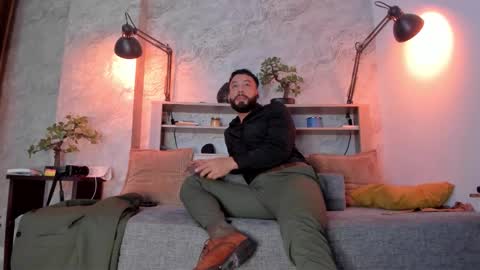 Andres Suarez online show from December 16, 2:08 am